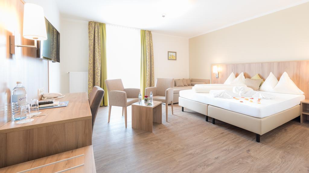 Hotel Marko Sankt Kanzian am Klopeiner See Екстериор снимка