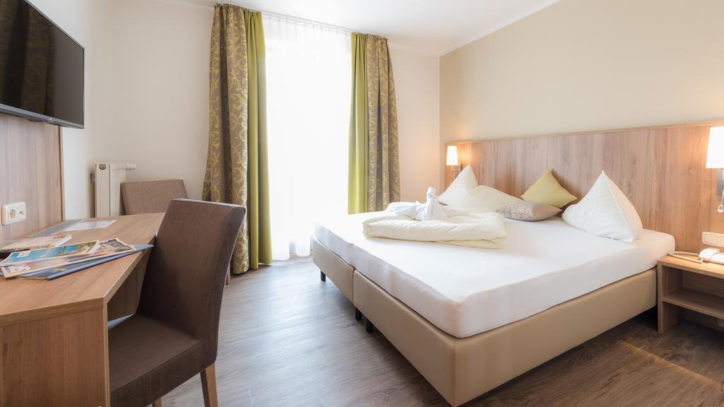 Hotel Marko Sankt Kanzian am Klopeiner See Екстериор снимка